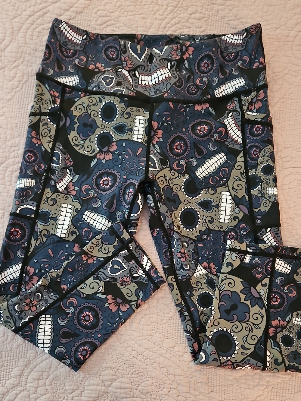 CVG Sugar Skull Print Capri Leggings - Never Worn